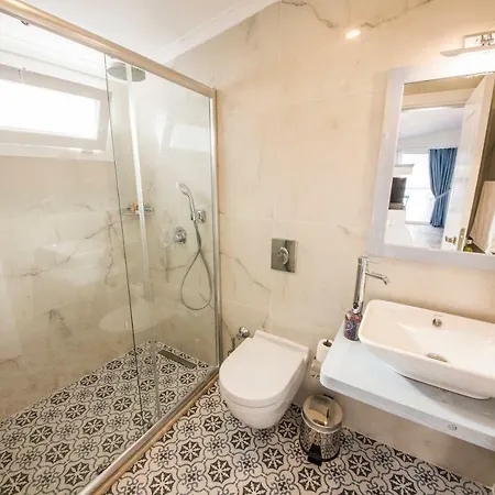 Ceylan Boutique House